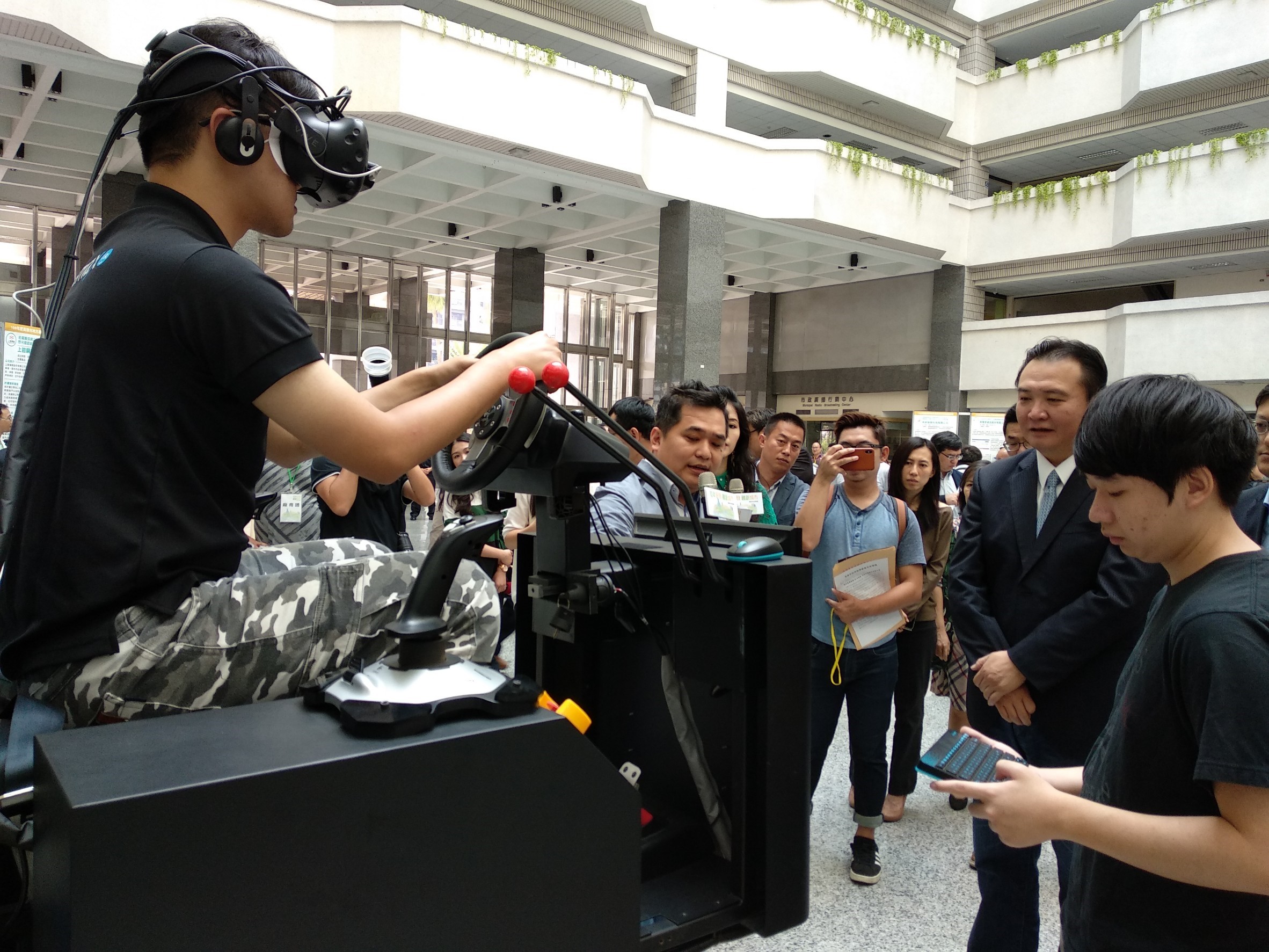 [ 活动花絮 ] 2018高雄市地方型SBIR成果展，展出成功！